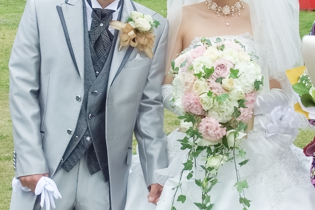 ライスシャワーを結婚式の後に考えてますが どんな意味ですか Happyなblog